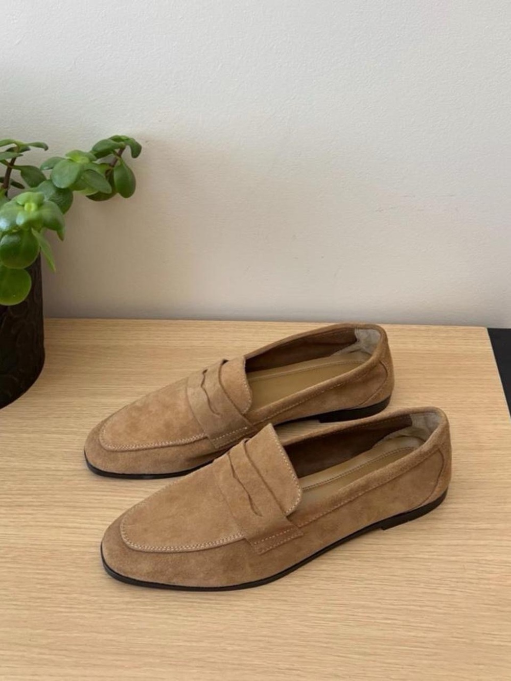 Zara Women's Suede Loafers